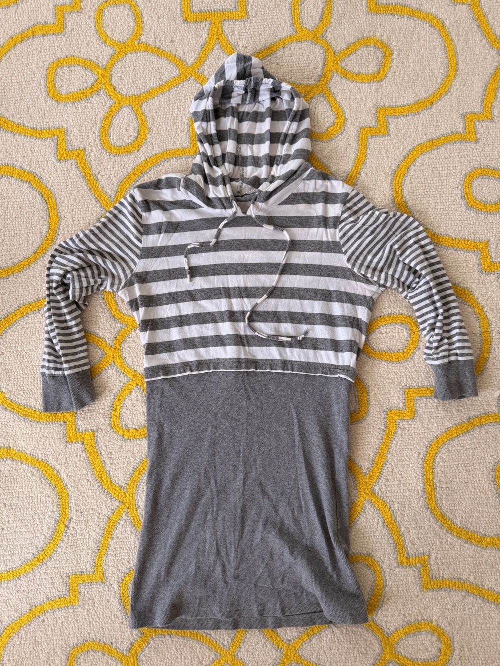 Gray and white 3/4 length striped hoodie with gray solid bottom.Lightweight. M